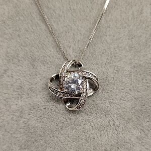 Silver 925 Love Knot Pendant And Box Chain